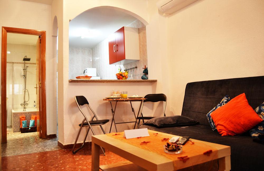 Marques De Guadiaro 1 Apartamentos Málaga Exterior foto
